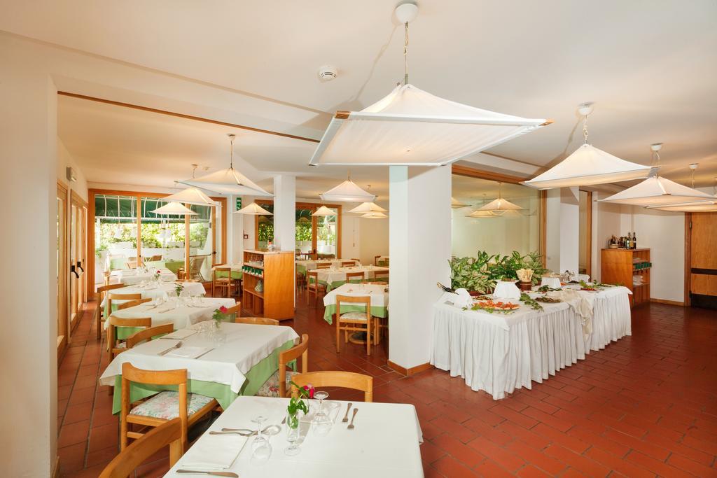 Hotel Kyrie Isole Tremiti San Domino Ngoại thất bức ảnh
