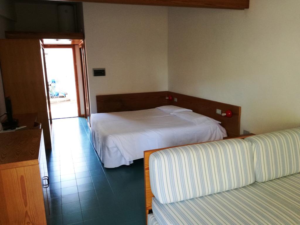 Hotel Kyrie Isole Tremiti San Domino Ngoại thất bức ảnh